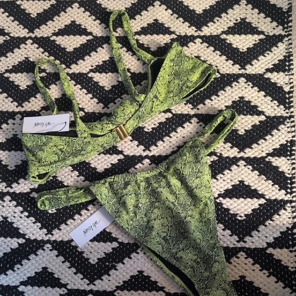 Nasty Gal Neon Green Snake Print Bikini - Picture 8 of 12